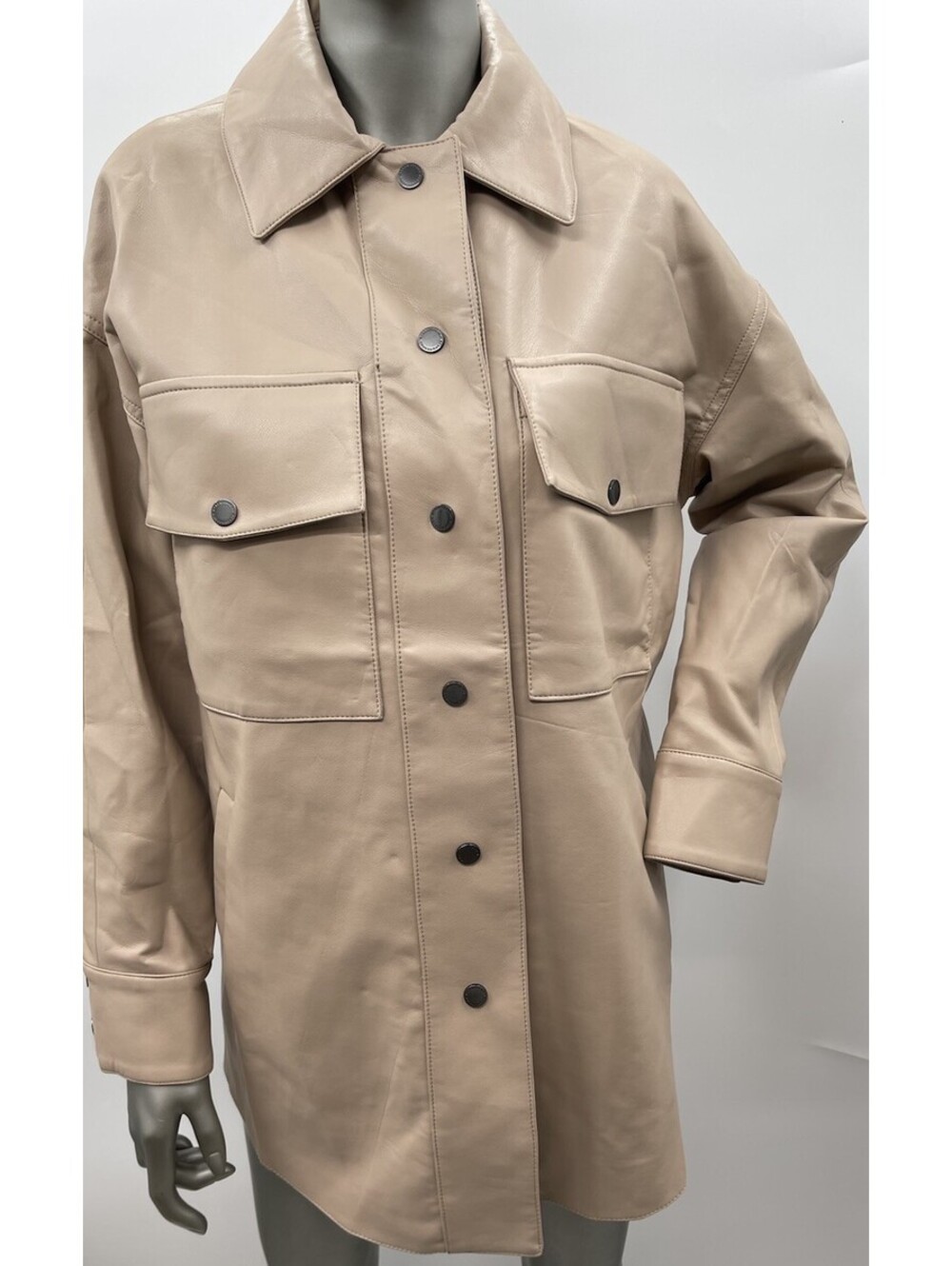 NWT Women’s BCBGMAXAZRIA faux leather Snap Button shirt jacket Nude Size XS